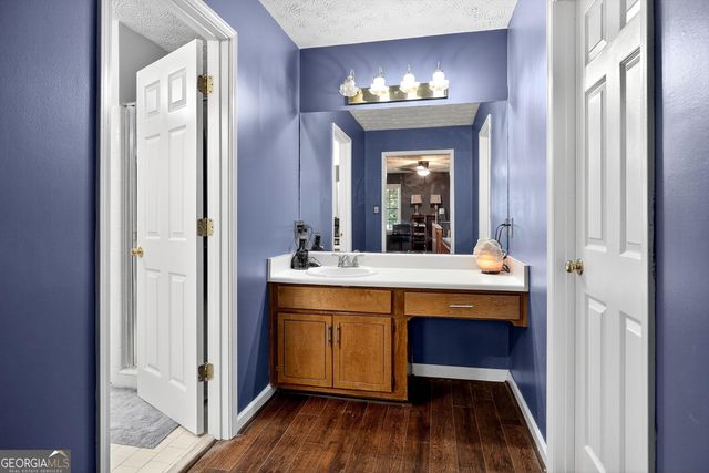 110 Greenway Court, Fayetteville, GA 30215