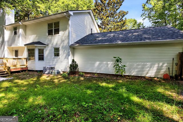 110 Greenway Court, Fayetteville, GA 30215