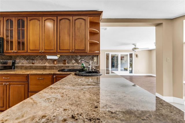 12731 NW 1st Street, Plantation, FL 33325