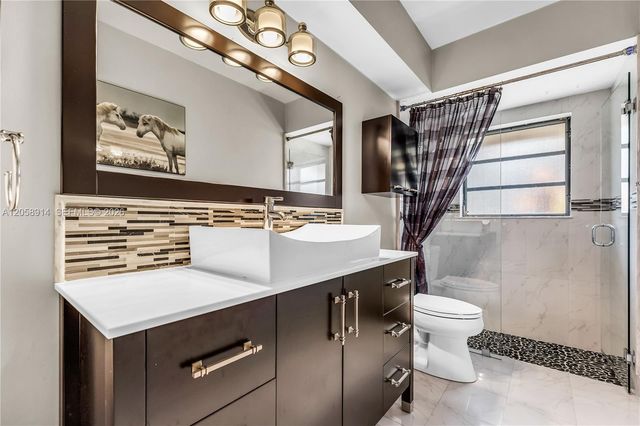 12731 NW 1st Street, Plantation, FL 33325