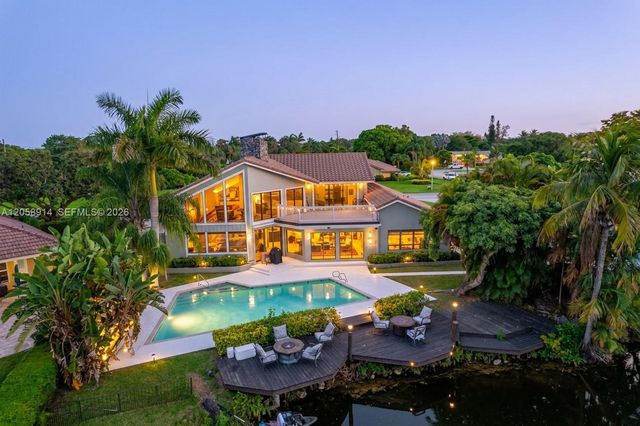 12731 NW 1st Street, Plantation, FL 33325