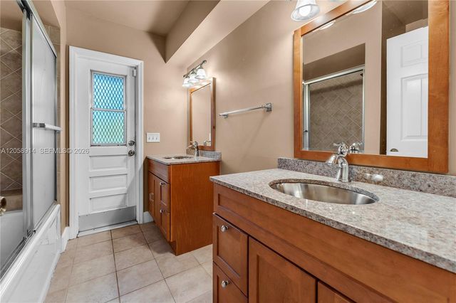 12731 NW 1st Street, Plantation, FL 33325