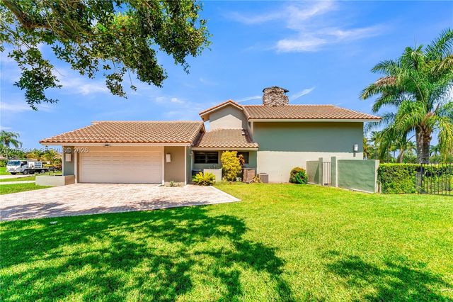 12731 NW 1st Street, Plantation, FL 33325