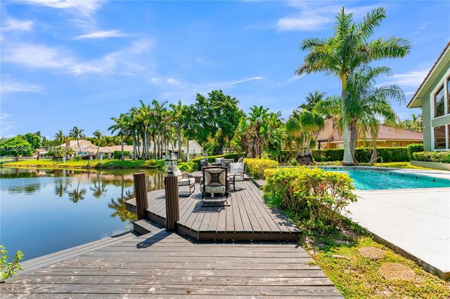 12731 NW 1st Street, Plantation, FL 33325