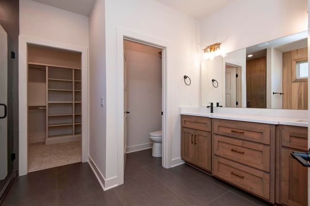 5943 S Clay Avenue, Springfield, MO 65810