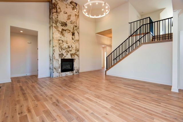 5943 S Clay Avenue, Springfield, MO 65810