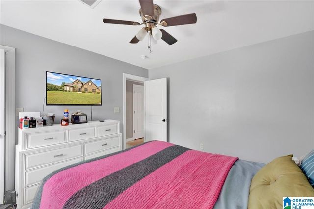 479 CHAPEL HILL COVE, Fultondale, AL 35068