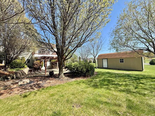 702 East Street, Clinton, WI 53525