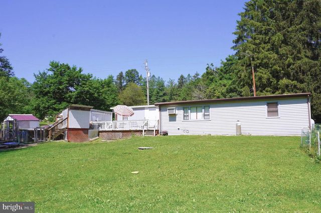 1001 BRYSONIA WENKSVILLE RD, Biglerville, PA 17307
