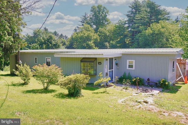 1001 BRYSONIA WENKSVILLE RD, Biglerville, PA 17307