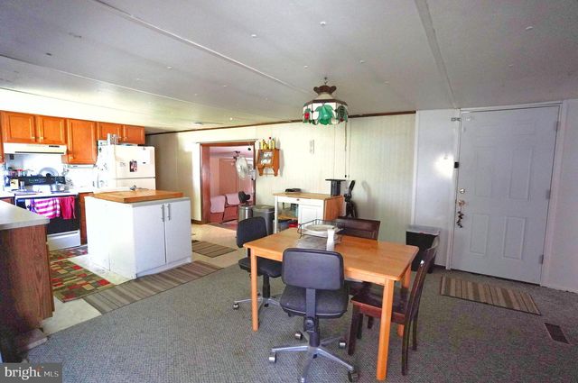 1001 BRYSONIA WENKSVILLE RD, Biglerville, PA 17307