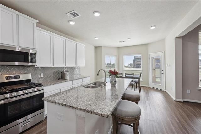 2498 Diamond D Drive, Beaumont, TX 77713