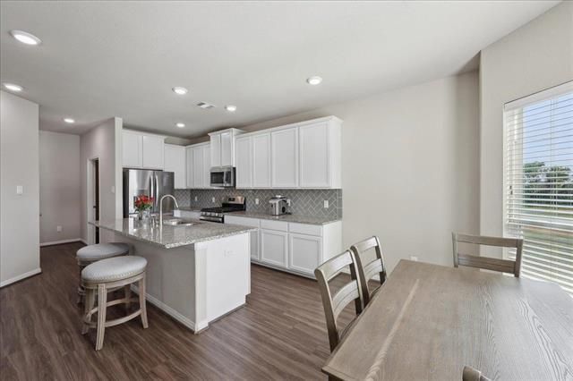 2498 Diamond D Drive, Beaumont, TX 77713