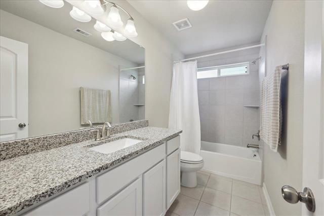 2498 Diamond D Drive, Beaumont, TX 77713