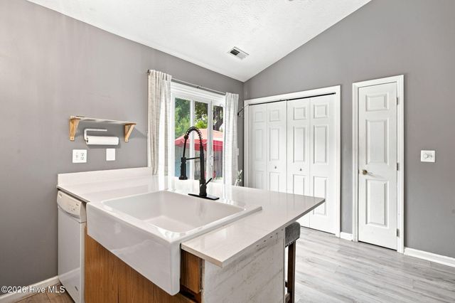 805 Southern Charm Drive, Wilmington, NC 28412