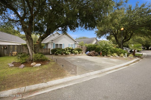 805 Southern Charm Drive, Wilmington, NC 28412