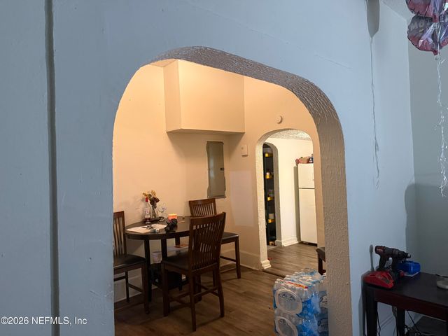 218 E 18TH Street, Jacksonville, FL 32206
