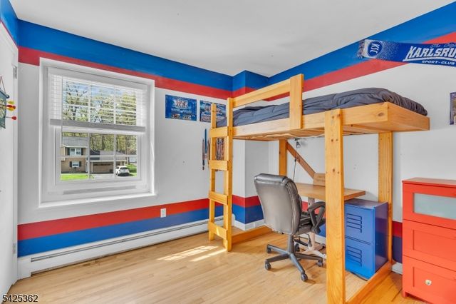 102 Hillcrest Dr, Wayne Twp., NJ 07470