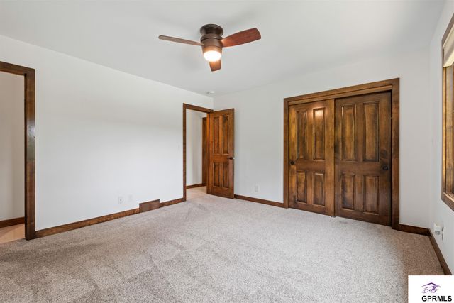908 S 153rd Terrace Ct, Omaha, NE 68154