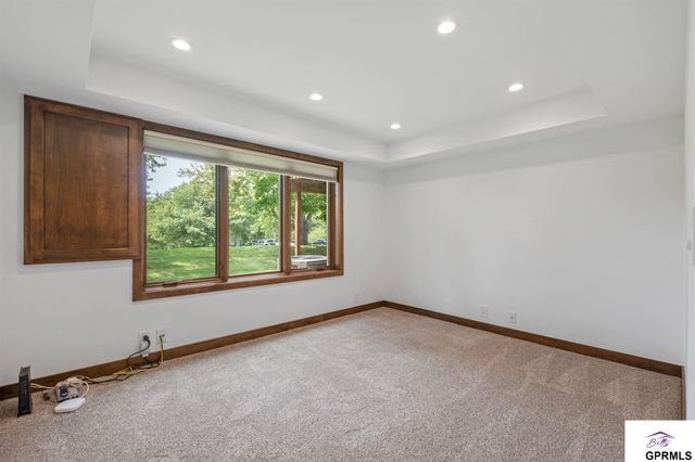 908 S 153rd Terrace Ct, Omaha, NE 68154