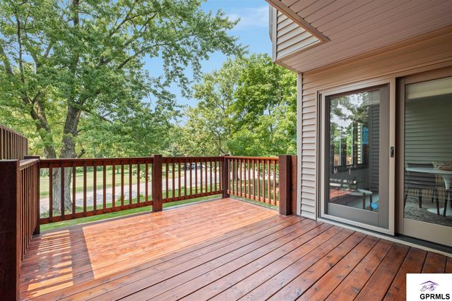 908 S 153rd Terrace Ct, Omaha, NE 68154