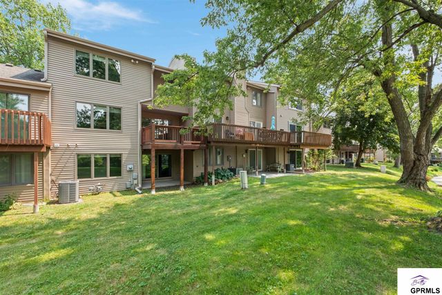 908 S 153rd Terrace Ct, Omaha, NE 68154