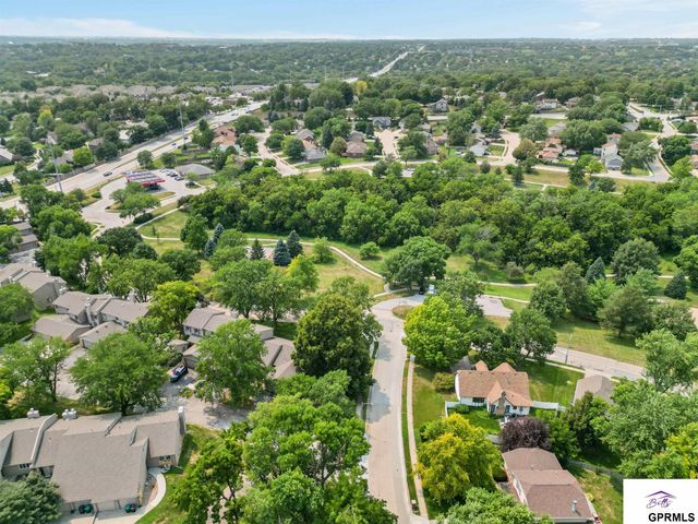 908 S 153rd Terrace Ct, Omaha, NE 68154