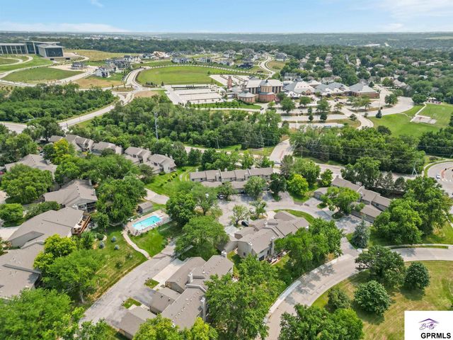 908 S 153rd Terrace Ct, Omaha, NE 68154