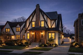 8515 Wareham Place, Jamaica, NY 11432