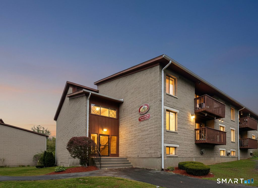 26 Prospect Street APT 19, Manchester, CT 06040