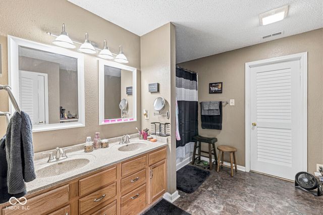 10603 Howe Road, Fishers, IN 46038