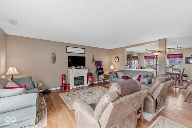 10603 Howe Road, Fishers, IN 46038