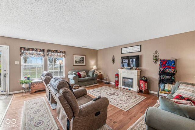 10603 Howe Road, Fishers, IN 46038