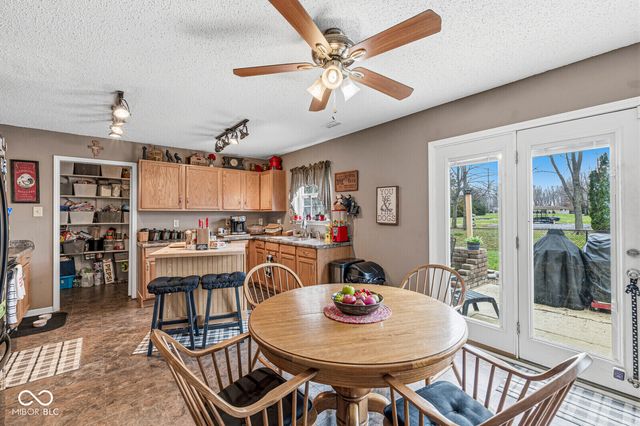 10603 Howe Road, Fishers, IN 46038