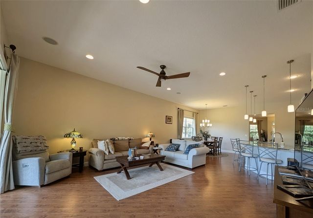 3214 NEEDLEGRASS LANE, Harmony, FL 34773