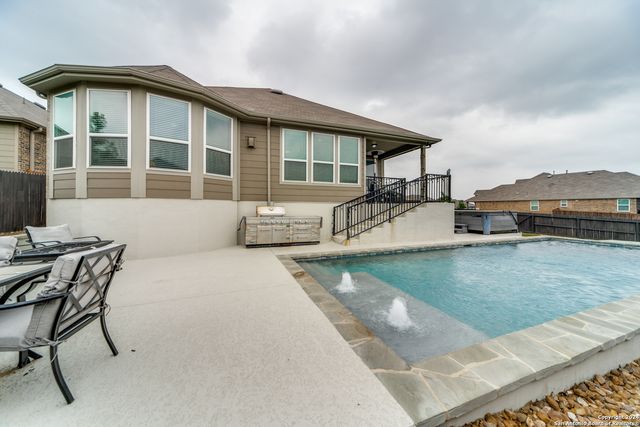 7604 PECOS RDG, Boerne, TX 78015
