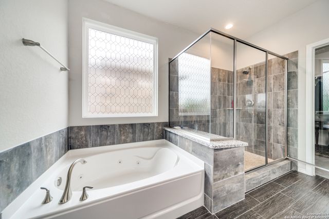 7604 PECOS RDG, Boerne, TX 78015