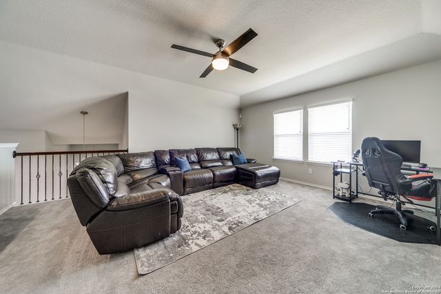 7604 PECOS RDG, Boerne, TX 78015