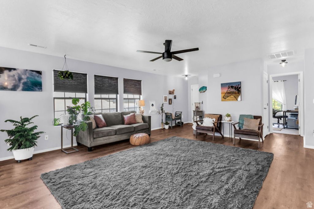915 N OPAL LN, Tooele, UT 84074 — photo 5