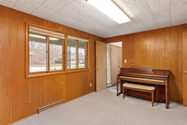 107 Hunziker Circle, Ames, IA 50010