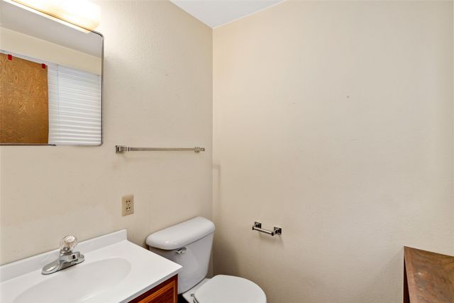 107 Hunziker Circle, Ames, IA 50010