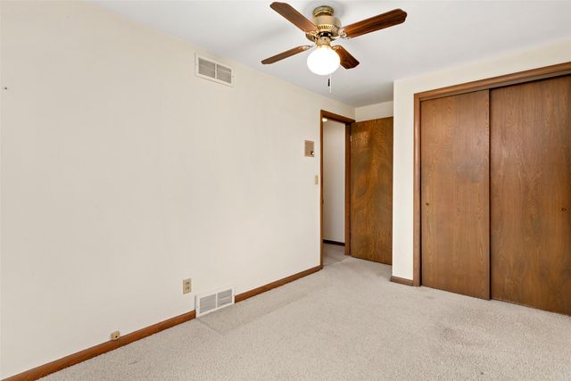 107 Hunziker Circle, Ames, IA 50010