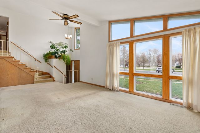 107 Hunziker Circle, Ames, IA 50010