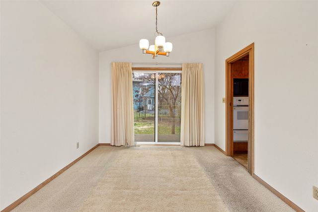 107 Hunziker Circle, Ames, IA 50010