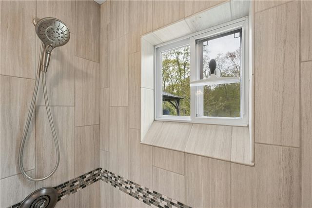 20 Oak Hill Drive, Exeter, RI 02822