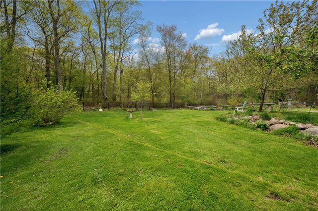 20 Oak Hill Drive, Exeter, RI 02822