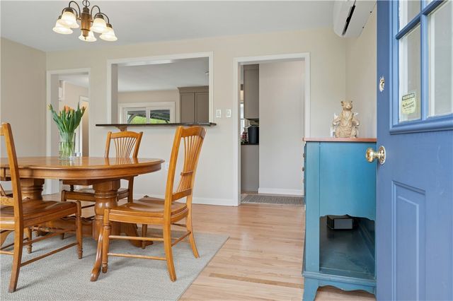 20 Oak Hill Drive, Exeter, RI 02822
