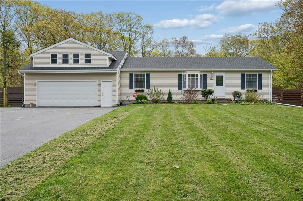 20 Oak Hill Drive, Exeter, RI 02822