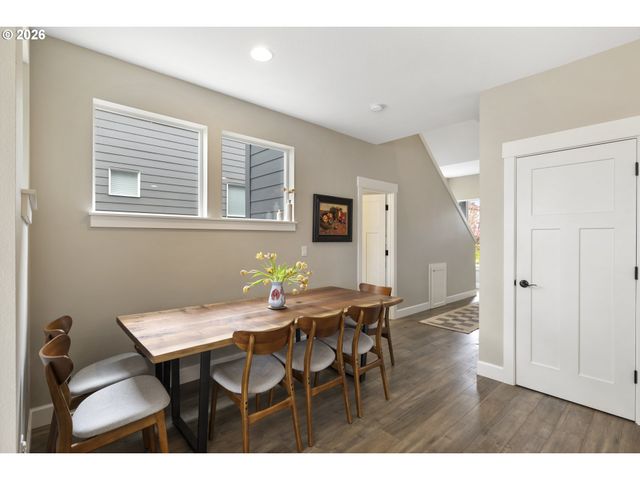 7238 S 11TH St, Ridgefield, WA 98642