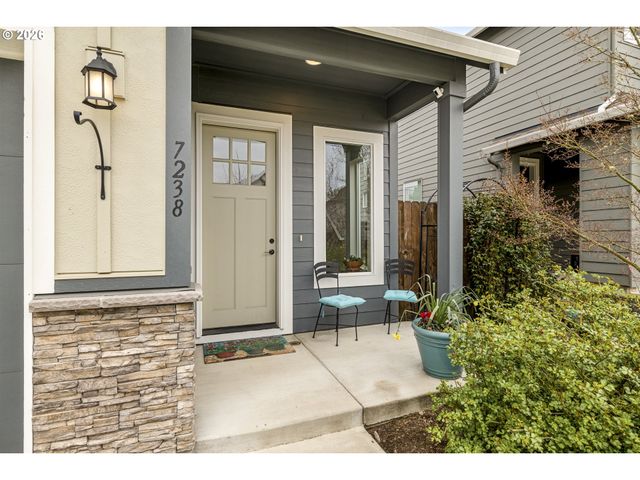 7238 S 11TH St, Ridgefield, WA 98642